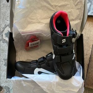 Peloton spin shoes